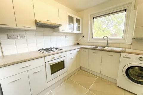 1 bedroom flat to rent, Champion Close, Leicester