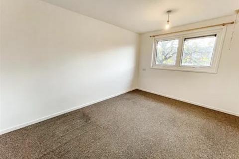 1 bedroom flat to rent, Champion Close, Leicester