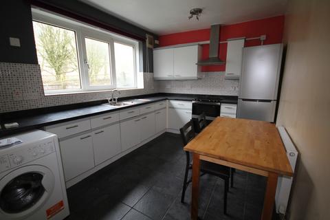 2 bedroom end of terrace house for sale, Green Lane Estate, Sealand