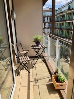 2 bedroom apartment for sale, Coppermill Heights, London N17