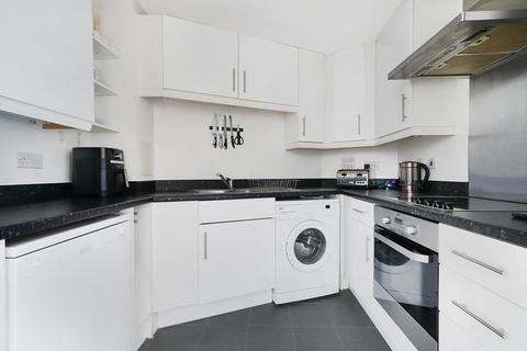 2 bedroom apartment for sale, Coppermill Heights, London N17