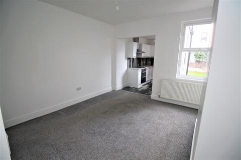 3 bedroom terraced house to rent, Kelvin Street, Mexborough S64