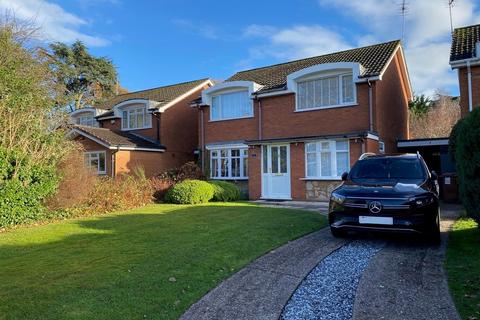 5 bedroom link detached house for sale, Silverthorn Way, Stafford