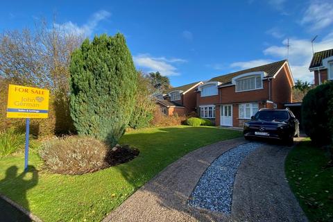 5 bedroom link detached house for sale, Silverthorn Way, Stafford