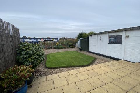 2 bedroom bungalow for sale, Henhurst Ridge, Burton-on-Trent