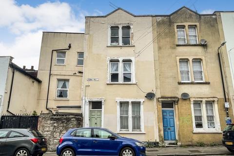 1 bedroom flat for sale, Flat 3, 5 York Road, Bristol, Avon, BS6 5QB