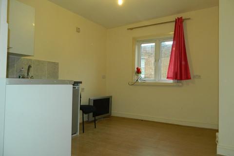 1 bedroom flat to rent, High Road, Willesden Green NW10