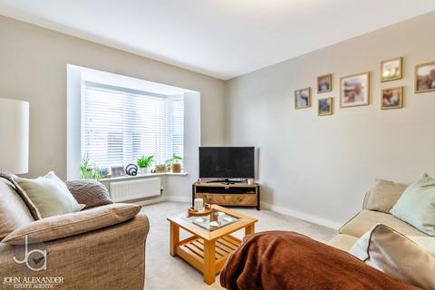 3 bedroom semi-detached house for sale, Apricot Mews, Tiptree, Colchester