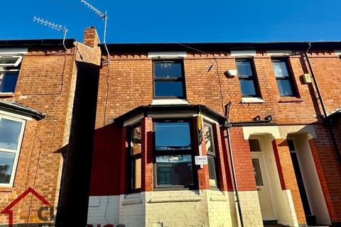 7 bedroom terraced house to rent, Bute Avenue, Lenton