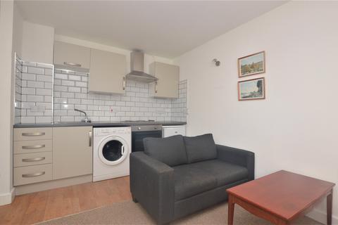 1 bedroom apartment to rent, Upper Bridge Road, Redhill RH1