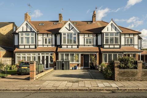 4 bedroom house to rent, St. Margarets Road, Twickenham TW1