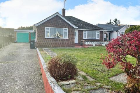 3 bedroom detached bungalow for sale, Hillside, Brandon IP27