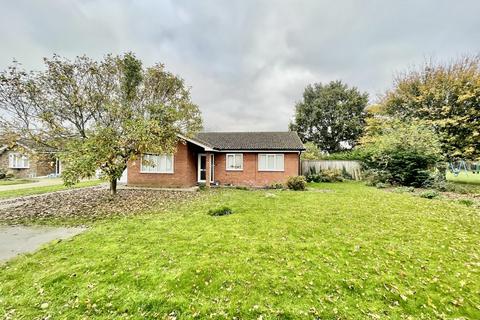 3 bedroom detached bungalow for sale, Farmers Gate, Holbeach