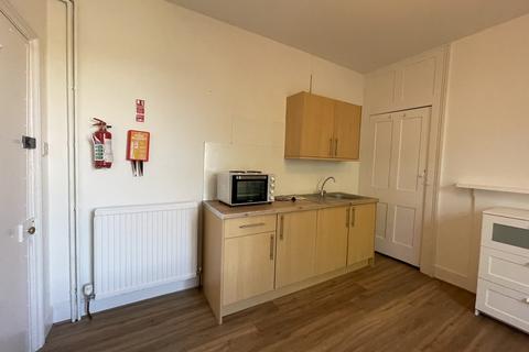 1 bedroom in a house share to rent, Bateman Street, Cambridge CB2