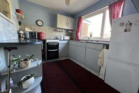 3 bedroom link detached house for sale, Lismore Road, Highworth SN6