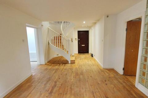 2 bedroom property to rent, Old Compton Street, London, WC2H