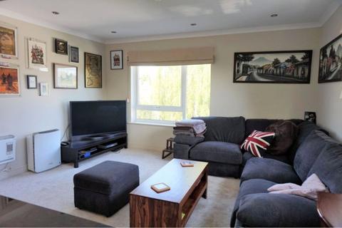 2 bedroom flat for sale, Ranmore Place, Princes Road, Weybridge, Surrey, KT13