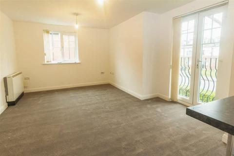 2 bedroom apartment to rent, York Court, Burnage