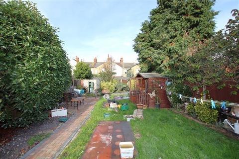 3 bedroom semi-detached house for sale, Walton Road, Clacton on Sea