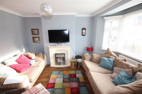 3 bedroom semi-detached house for sale, Walton Road, Clacton on Sea