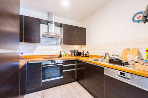 417 Wick Lane, London E3