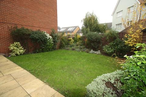 undefined, Grangewick Road, Grays, RM16