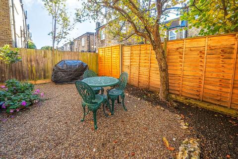 2 bedroom maisonette for sale, Daphne Street, Wandsworth