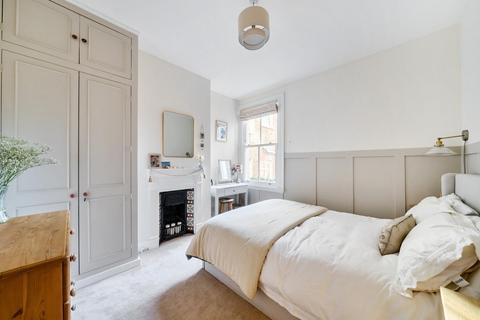 2 bedroom maisonette for sale, Daphne Street, Wandsworth