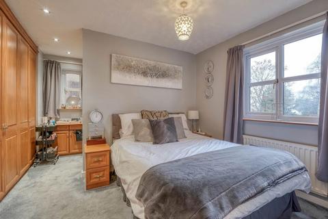 35 Brookfield Close, Hunt End, Redditch, B97 5LL