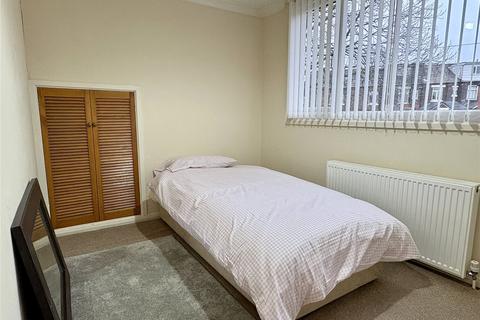 112 Block Lane, Chadderton, Oldham, OL9 7RU