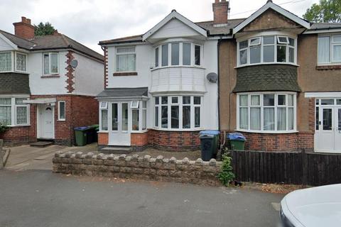 3 bedroom semi-detached house to rent, Brian Road