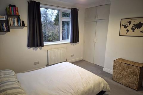7, Regency Court Cardigan Road, Leeds, LS6 1DW