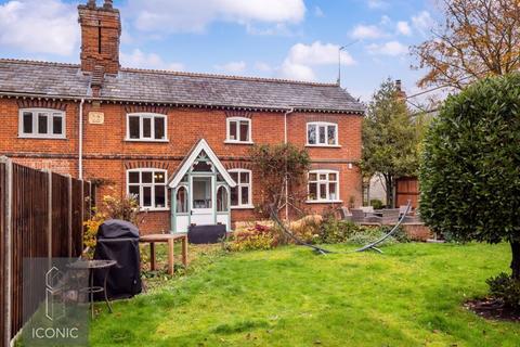 4 bedroom cottage for sale, The Street, Taverham, Norwich