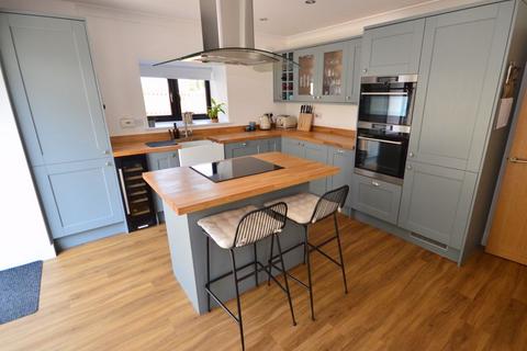 2 bedroom semi-detached house for sale, The Oaks, Crickhowell