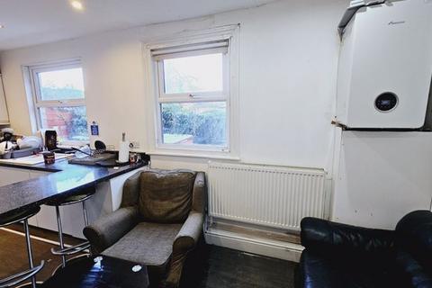 32 Breinton Road, Hereford, HR4 0JX