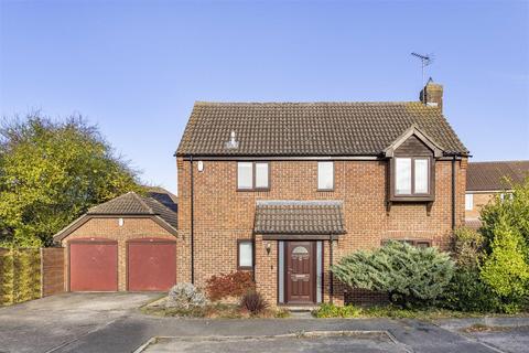 4 bedroom detached house for sale, Harebell Close, Cambridge CB1