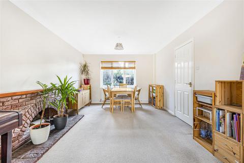 11 Harebell Close, Cambridge, CB1 9YL