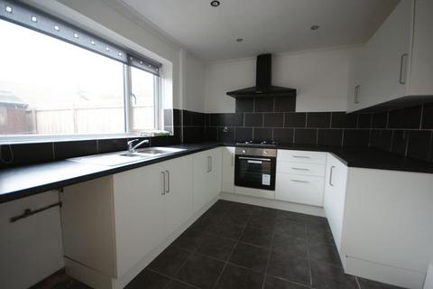 3 bedroom terraced house to rent, Nightingale Road, Middlesbrough