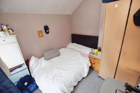 24 Alpha Street, Exeter, EX1 2SP