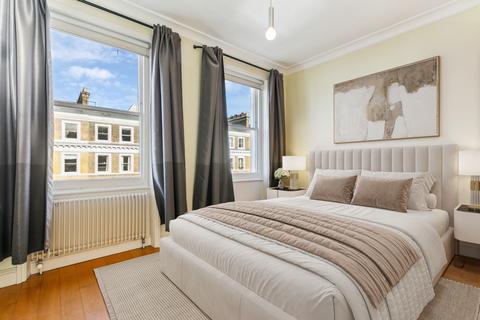 2 bedroom flat to rent, Southwell Gardens, South Kensington, London