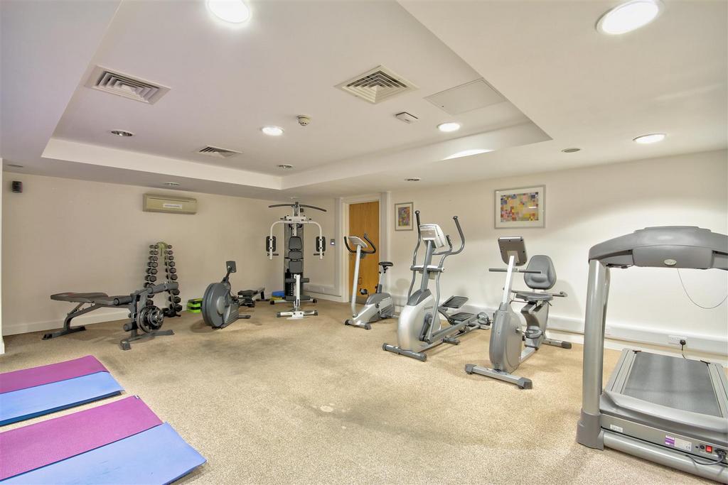 Residents&#39; communal gym