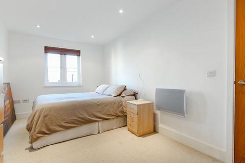 2 bedroom apartment to rent, Very Spacious Two Bedroom Apartment in Putney Wharf Development