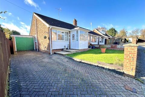 2 bedroom semi-detached bungalow for sale, Seamons Close, Dunstable