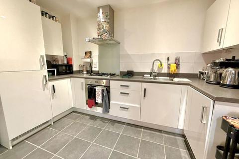 2 bedroom apartment for sale, Limstone Grove, Dunstable