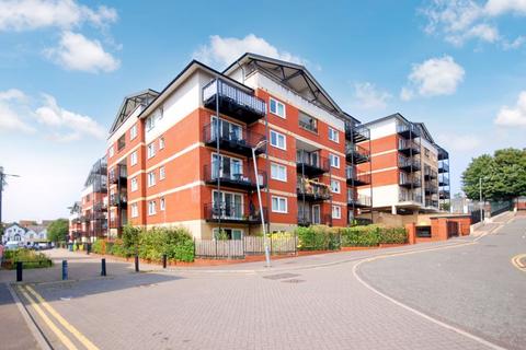 2 bedroom apartment for sale, Northway, Rickmansworth WD3