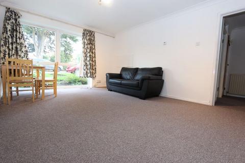 1 bedroom flat to rent, Lucerne Close, Palmers Green N13