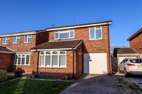 15 Bradford Close, Clevedon, BS21 5ES