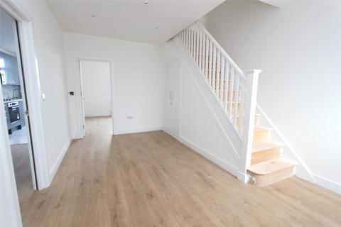 2 bedroom apartment to rent, Eastwood Road North, Leigh-on-Sea, Essex, SS9