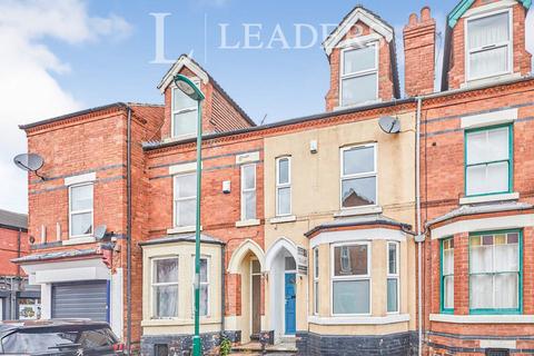 3 bedroom terraced house to rent, Berridge Road, NG7