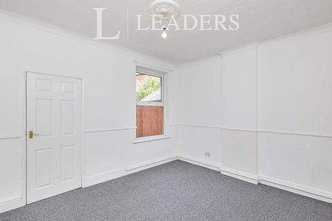 3 bedroom terraced house to rent, Berridge Road, NG7